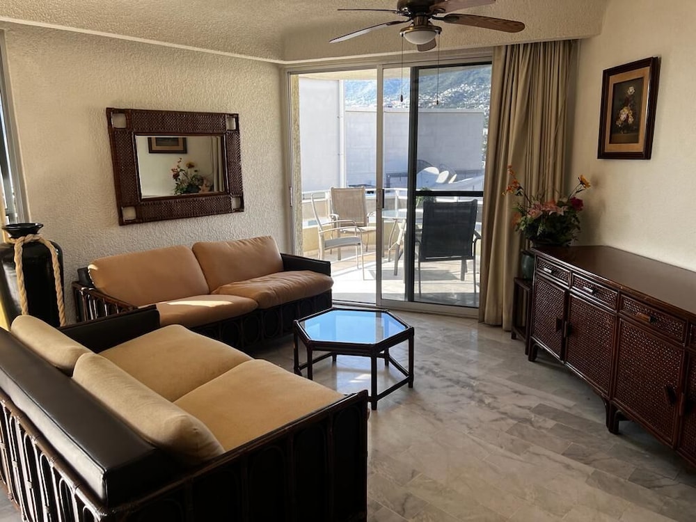 Premier Room, 2 Bedrooms, Kitchen, Tower