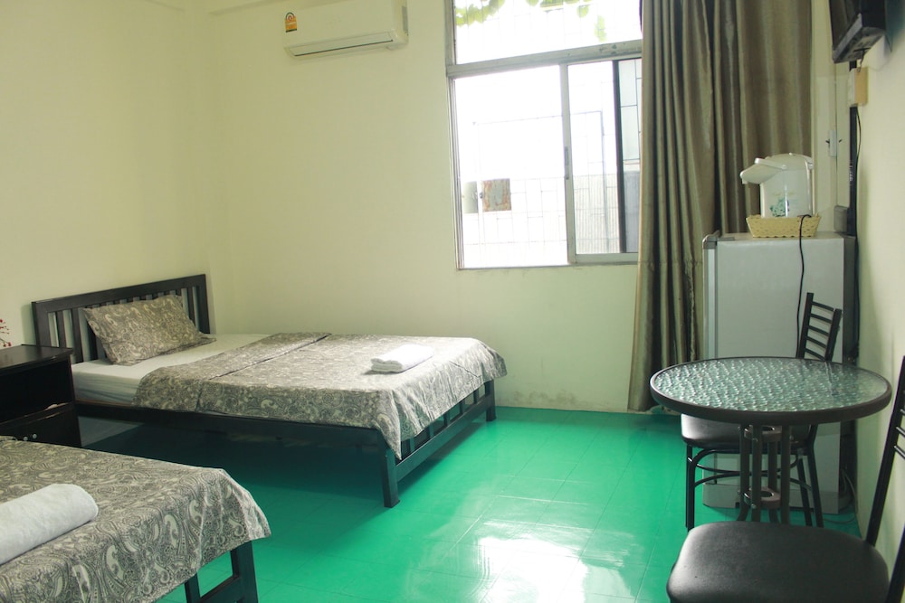 Standard Room, 2 Twin Beds, Non Smoking photo 3