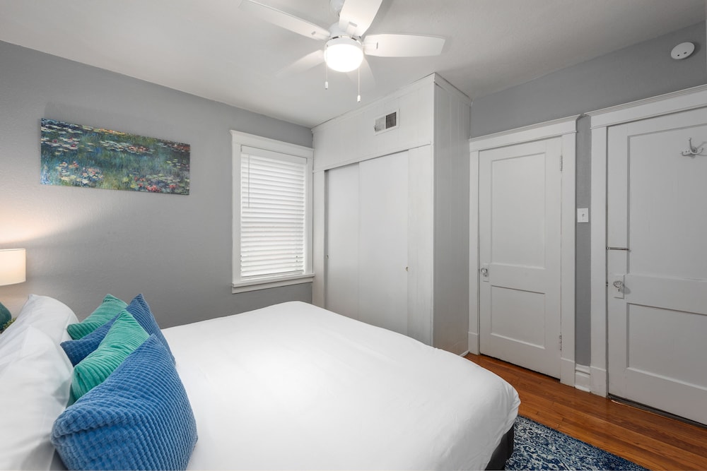 Traditional Apartment, 1 Bedroom, Non Smoking, Kitchen photo 3