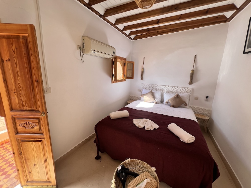 Superior Double Room, Ensuite (Ambre)