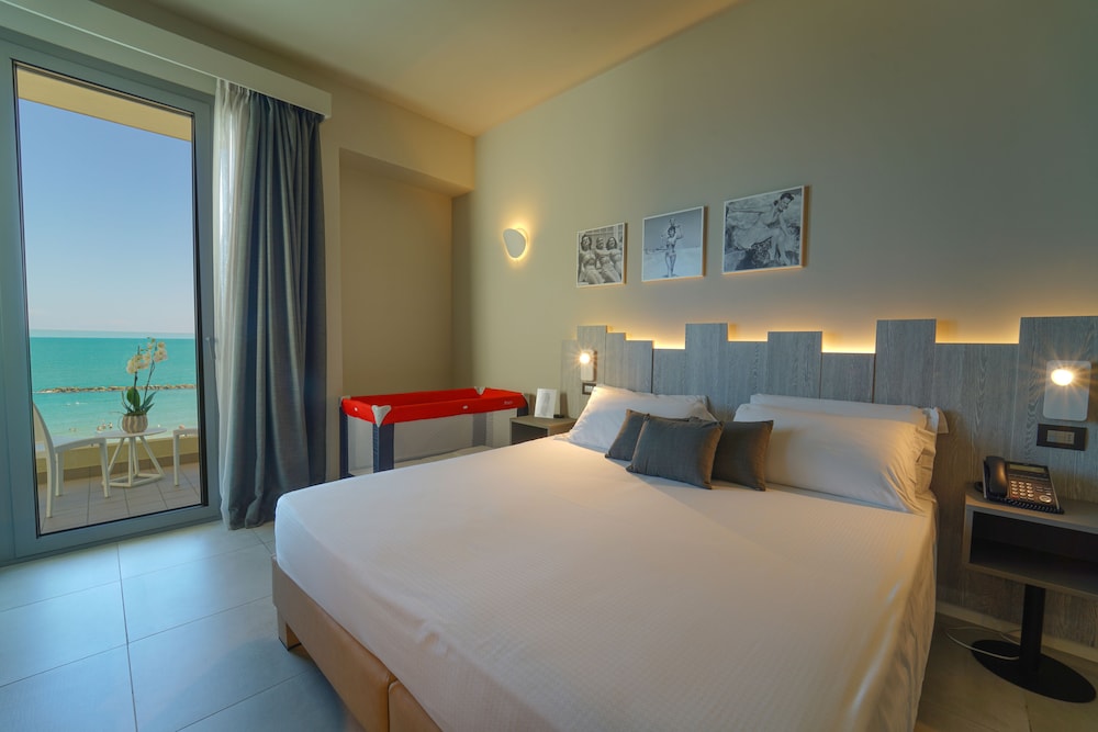 Executive Double Room, Sea View - Photo 1