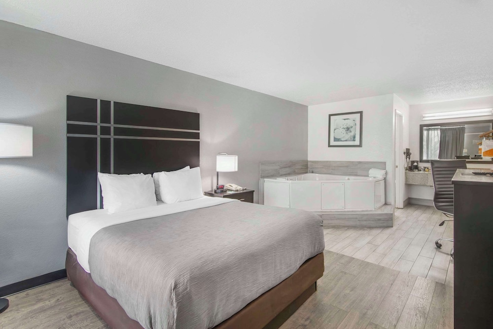 Room, 1 Queen Bed, Non Smoking