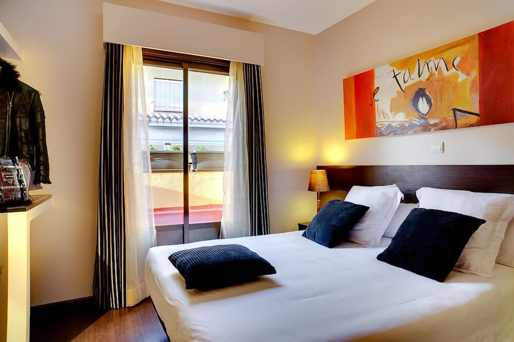 Double Room, Balcony