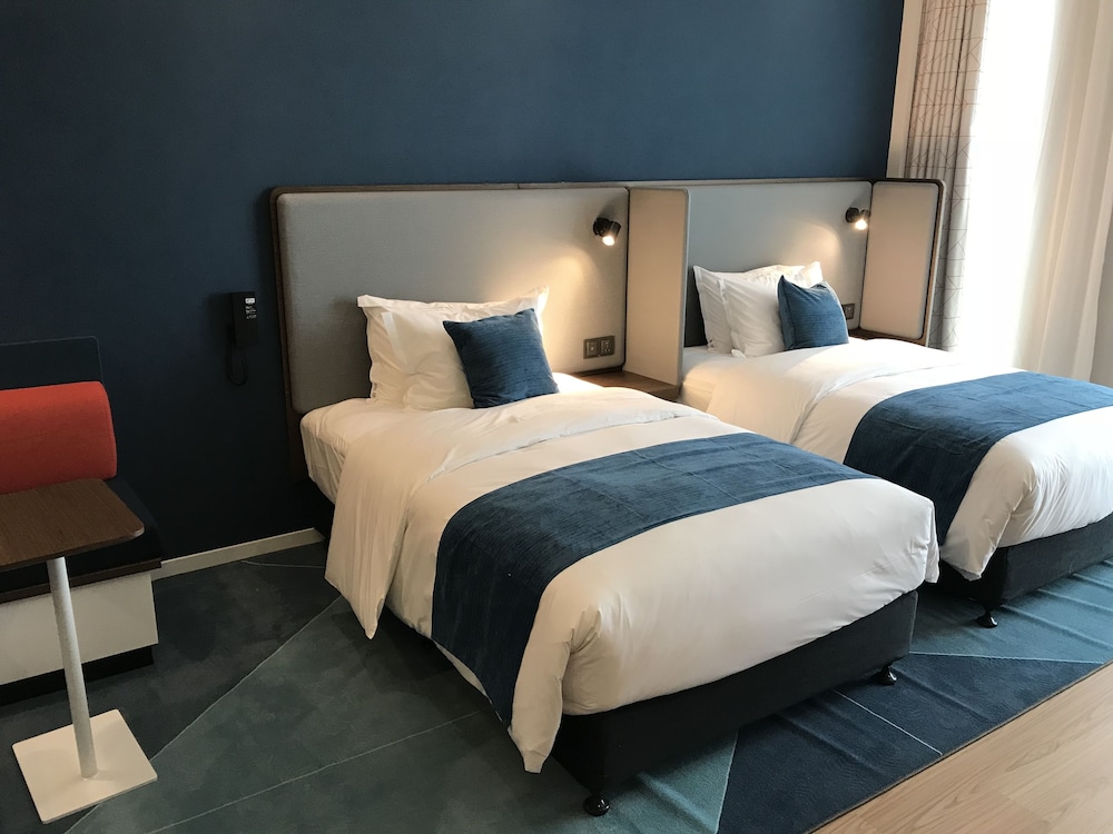 Standard Room, 2 Twin Beds photo 1