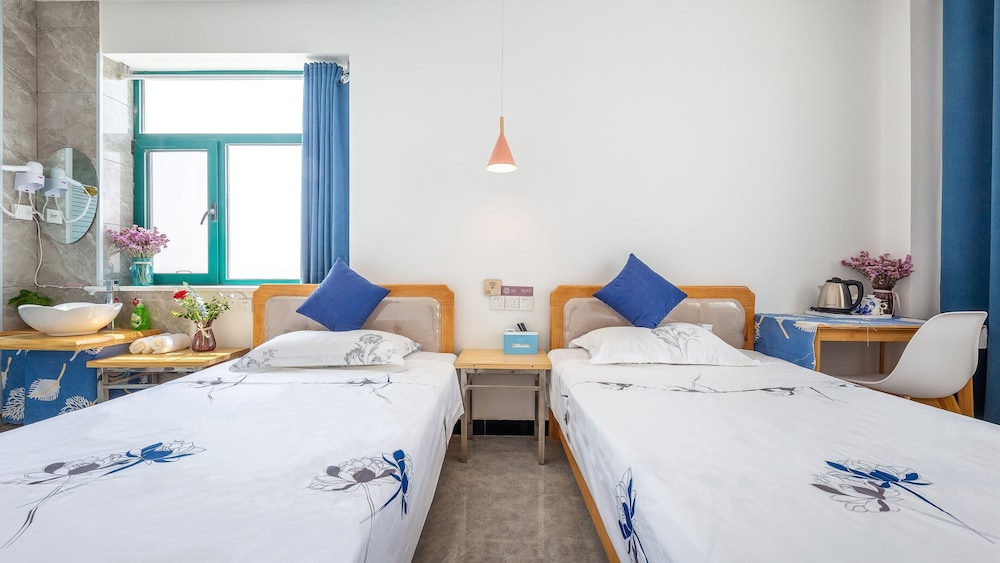 Signature Twin Room photo 1