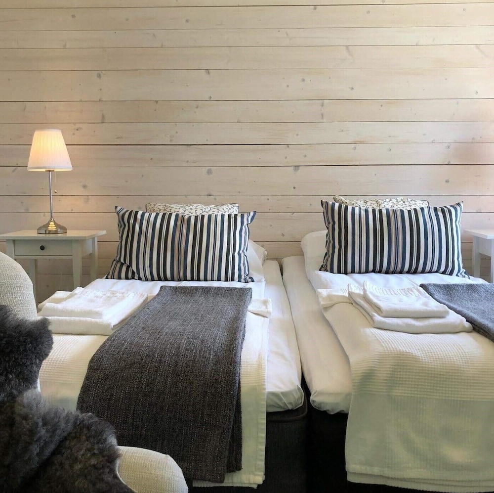 Family Room, 2 Bedrooms, Accessible, Private Bathroom photo 1