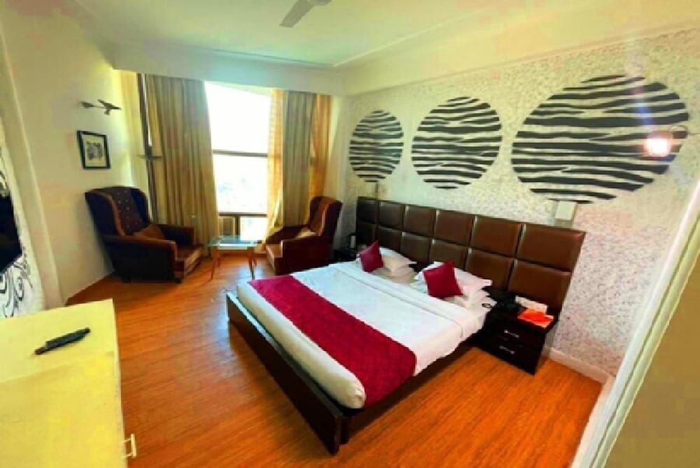 Executive Room photo 3