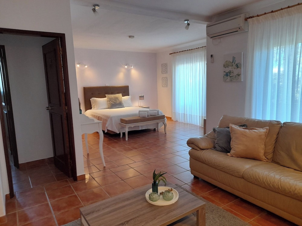 Studio Suite, Non Smoking, Garden View photo 1