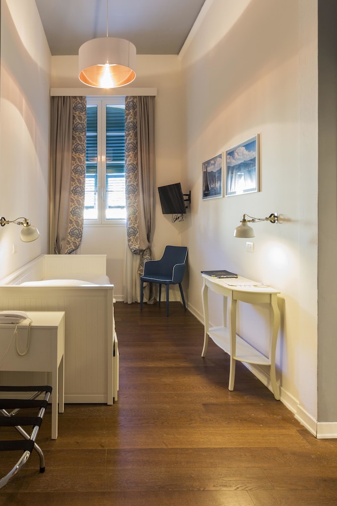 Basic Single Room photo 1