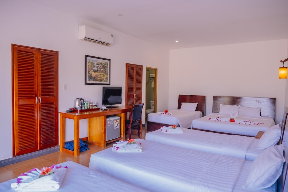 Family Room, Garden View (6pax) photo 3