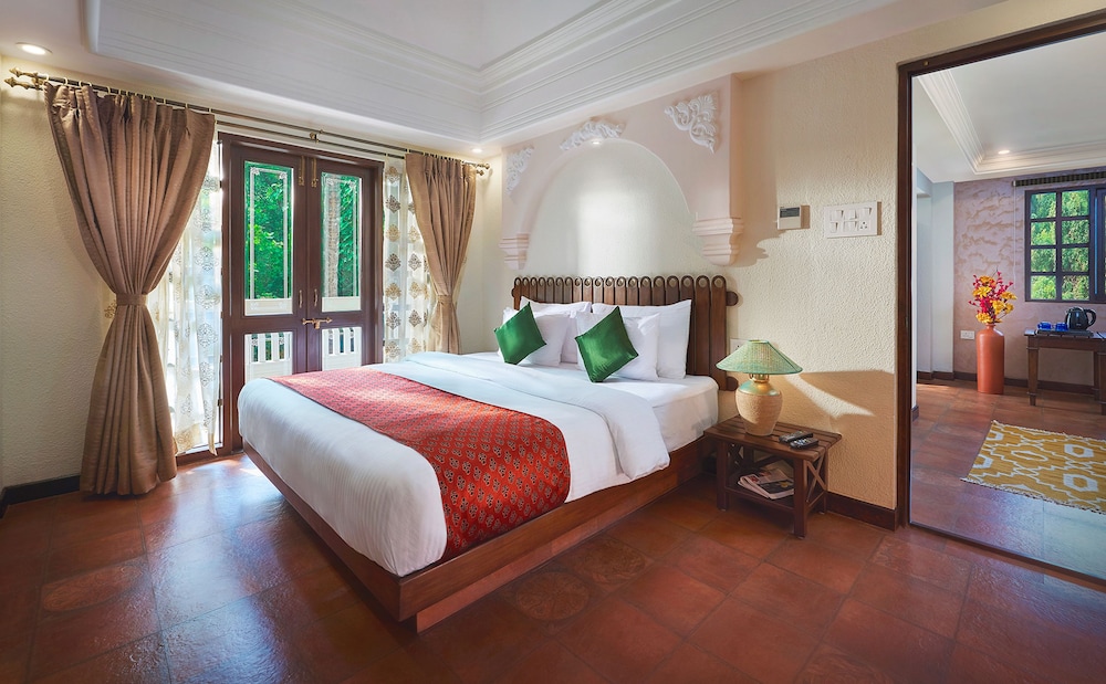 Terrace Suite, 1 King Bed, Corner