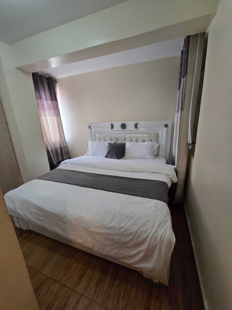 Family Apartment, City View