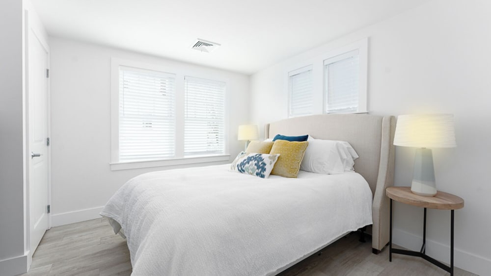 Luxury Condo, 1 Bedroom, Courtyard View (205) photo 1