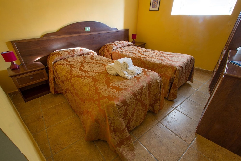 Quadruple Room photo 3