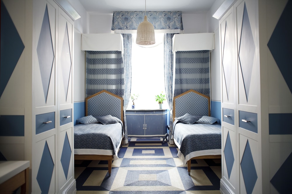 Deluxe Double or Twin Room (Suite Pantheon Via della Croce 33) photo 2