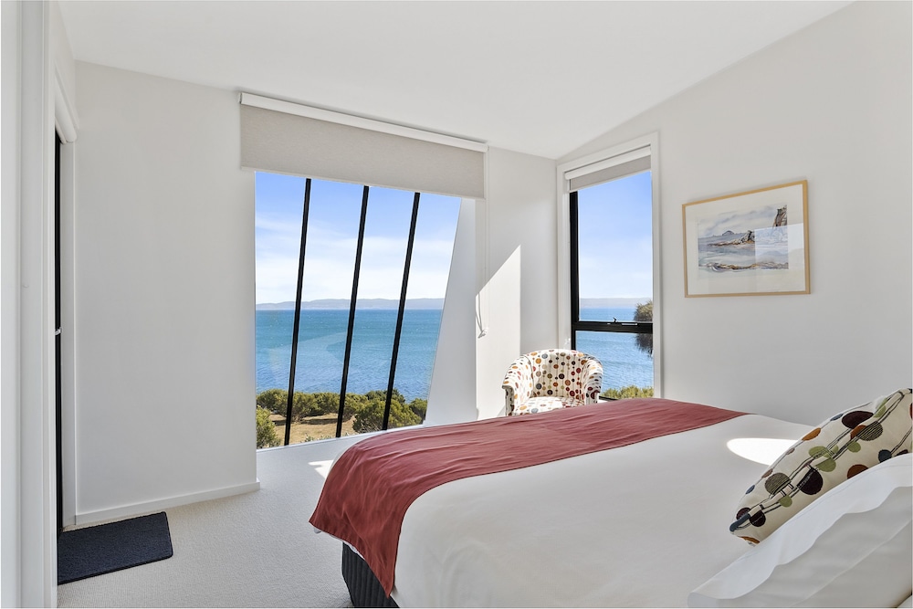 Panoramic House, 2 Bedrooms, Ocean View photo 2