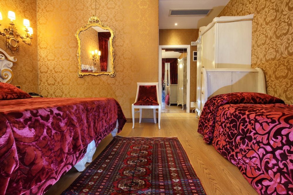 Deluxe Triple Room photo 3