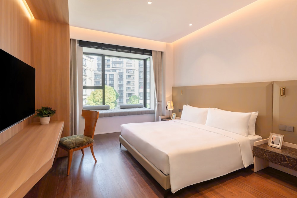 Classic Room, 1 Queen Bed