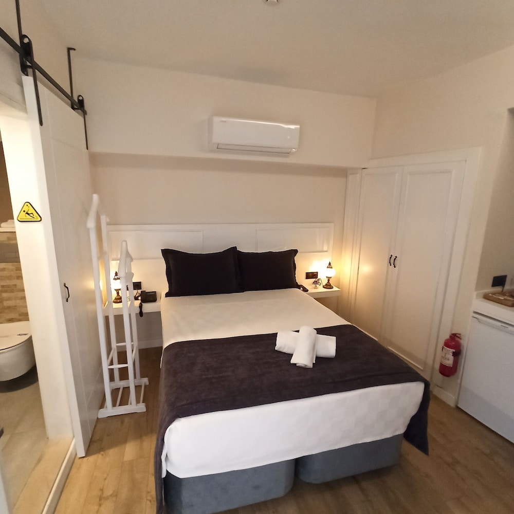 Economy Room, 1 Bedroom - Photo 1