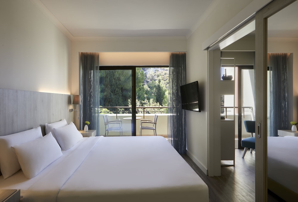 Junior Suite, Mountain View thumbnail 5