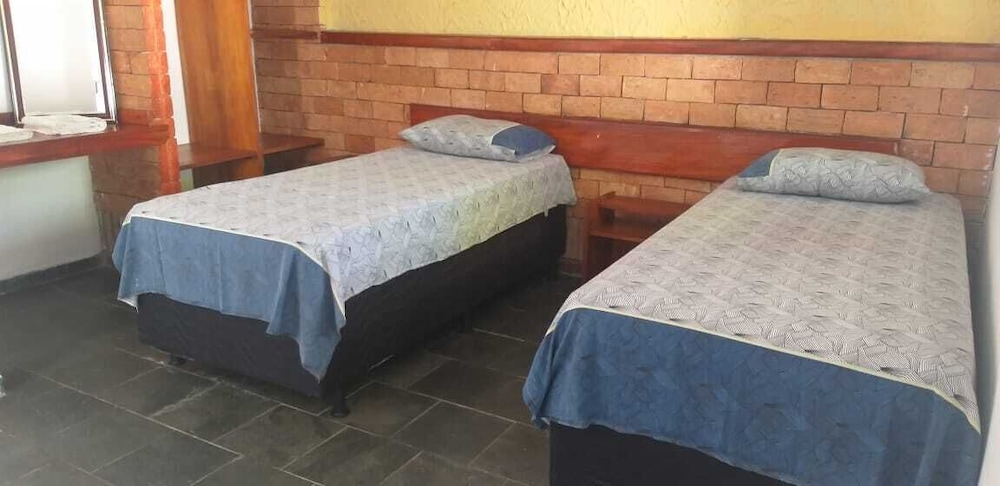 Economy Triple Room photo 1