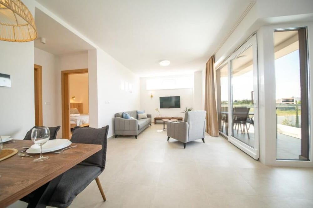 Apartment (Vrsi Beautiful Apartments With Pool -)