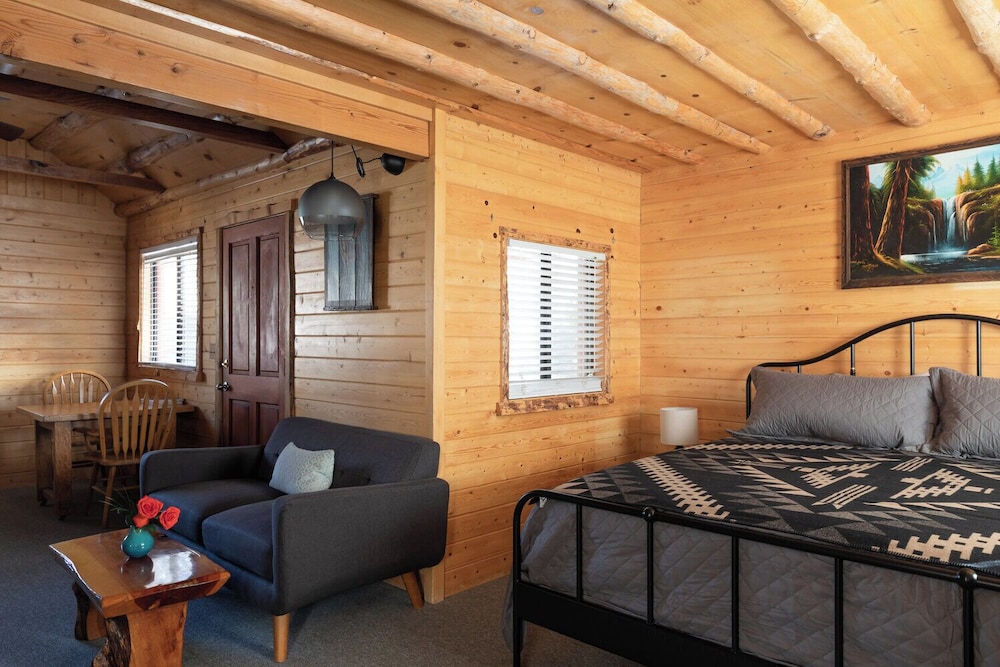 Cabin photo 2