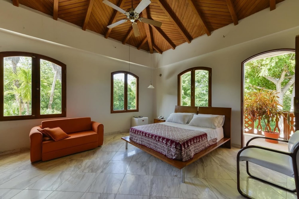 Junior Suite, 1 Double Bed with Sofa bed, Balcony photo 2