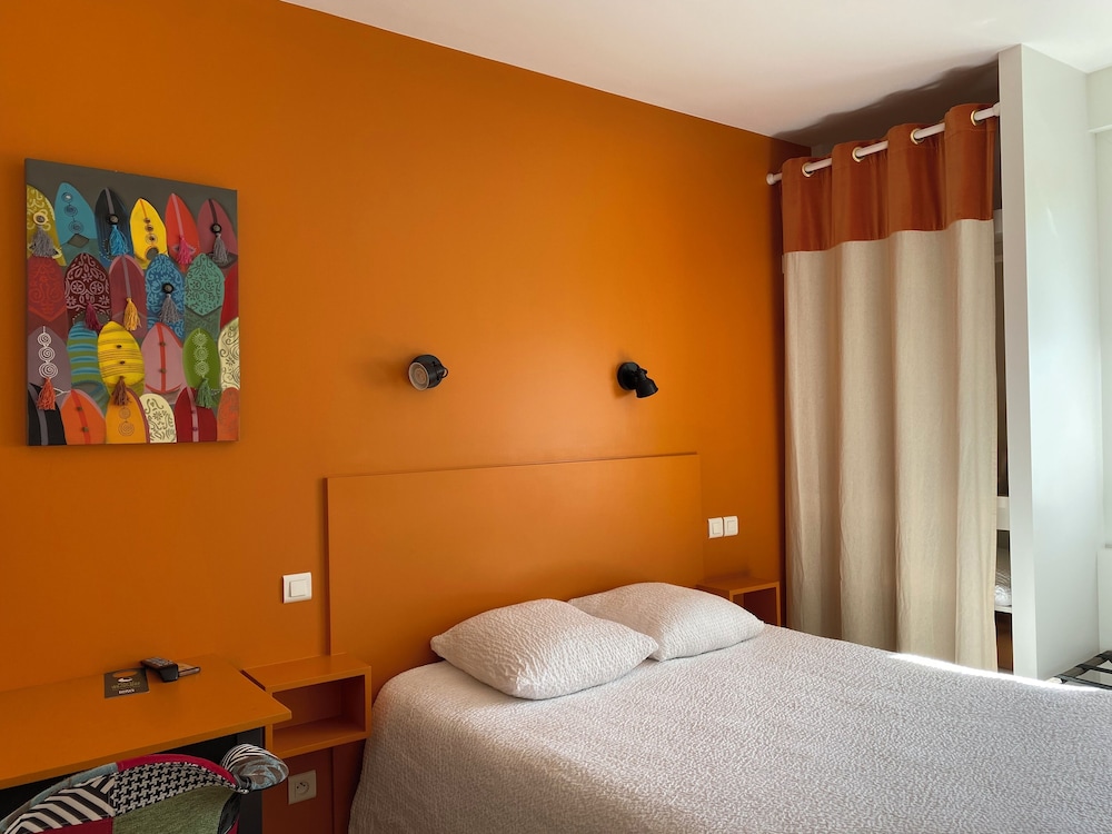 Standard Room photo 2