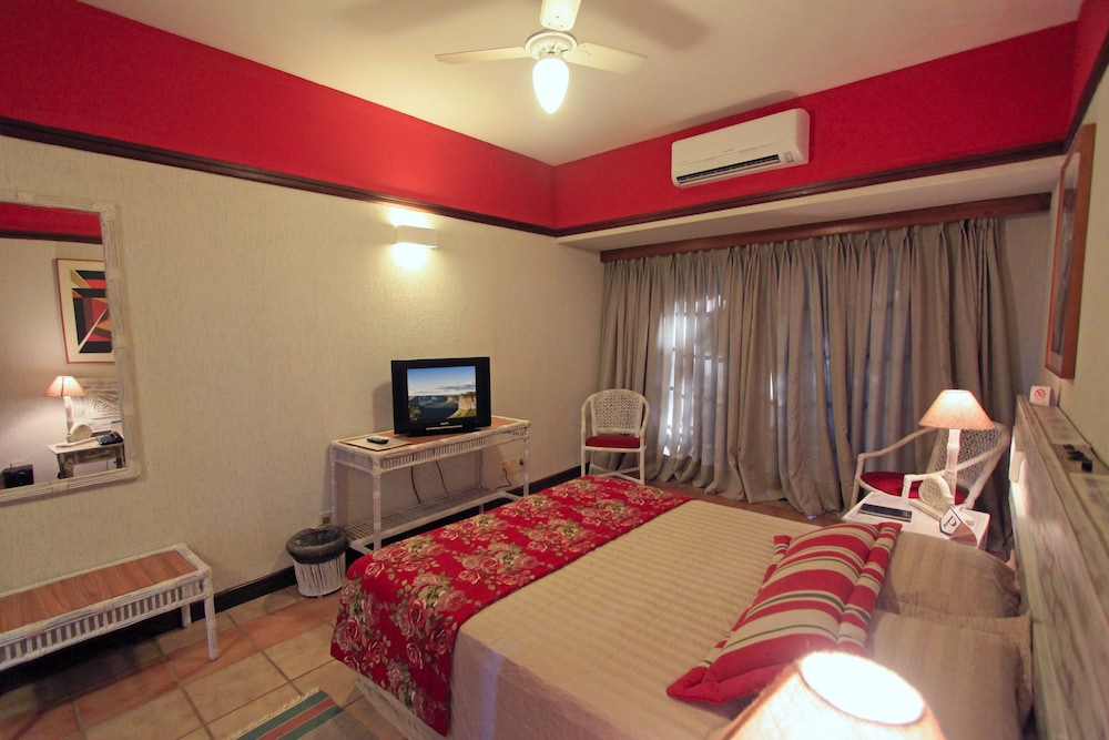 Deluxe Room - Photo 1