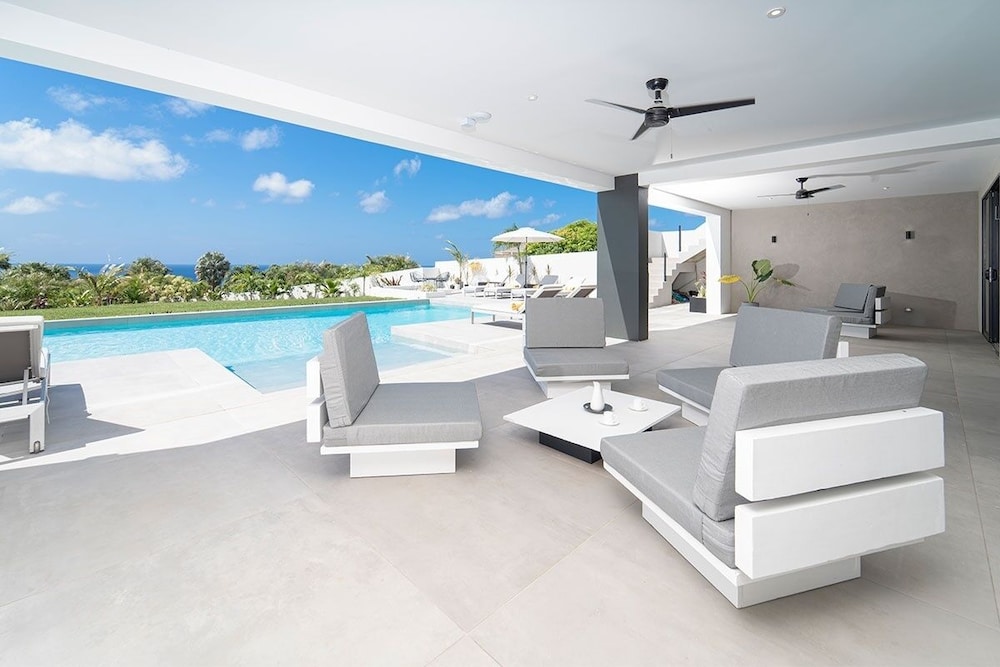 Villa, 5 Bedrooms photo 2