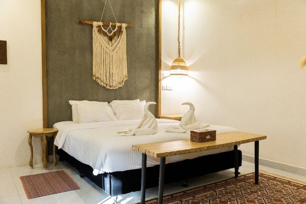 Deluxe Room, City View