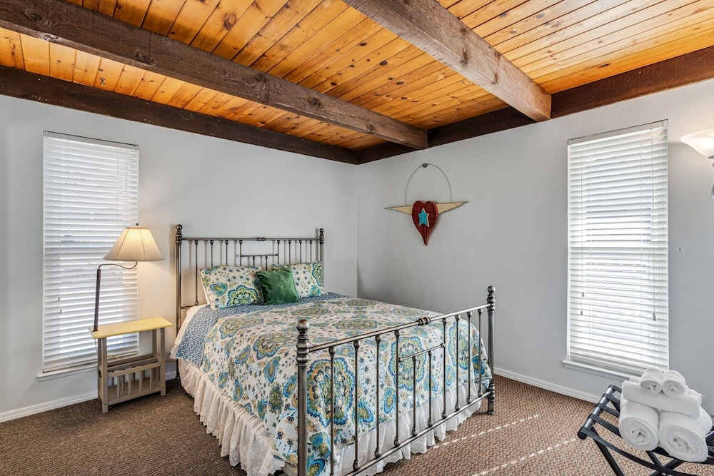 Cabin, 4 Bedrooms