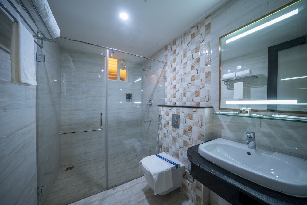 Deluxe Room - Photo 2