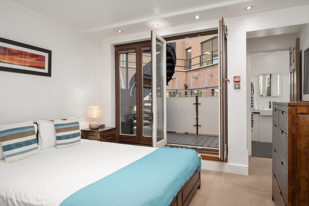 Apartment 4, 48 Bishopsgate photo 2