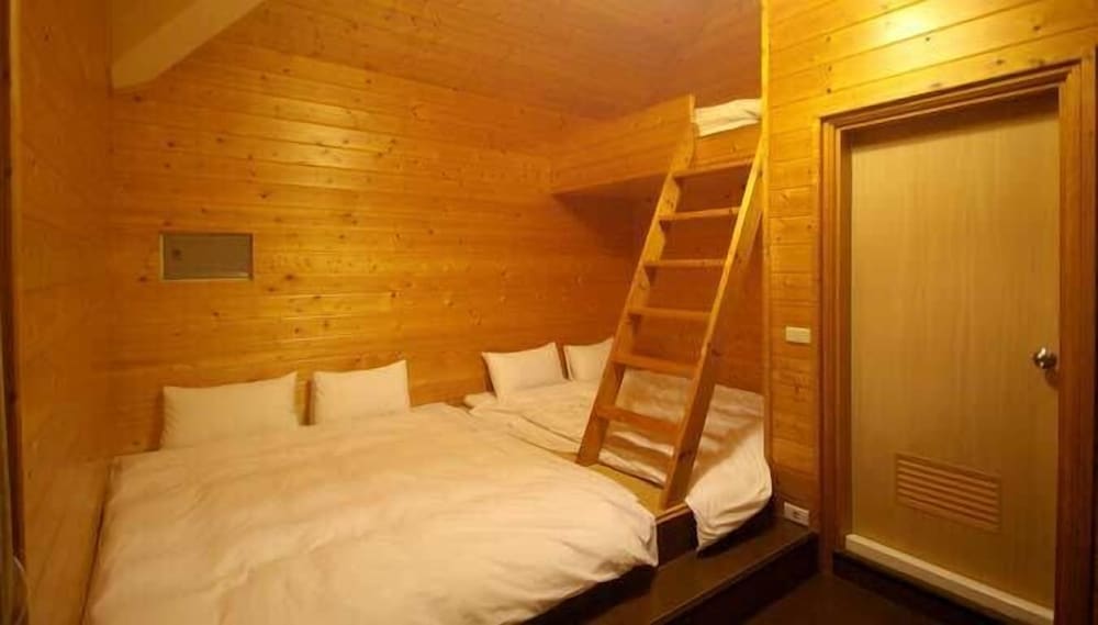 Room (9pax) photo 1