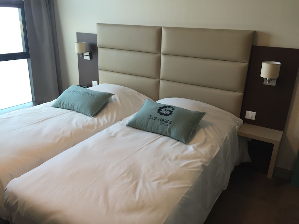 Twin Room, Ensuite, Sea View photo 1