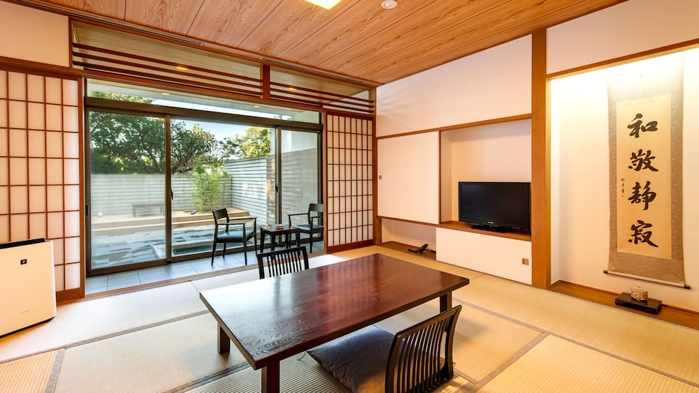 Superior Room - Photo 5