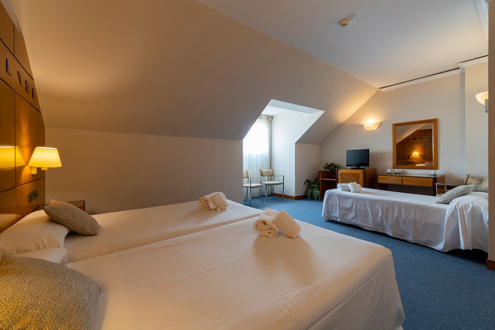 Triple Room (3 adults) - Photo 1