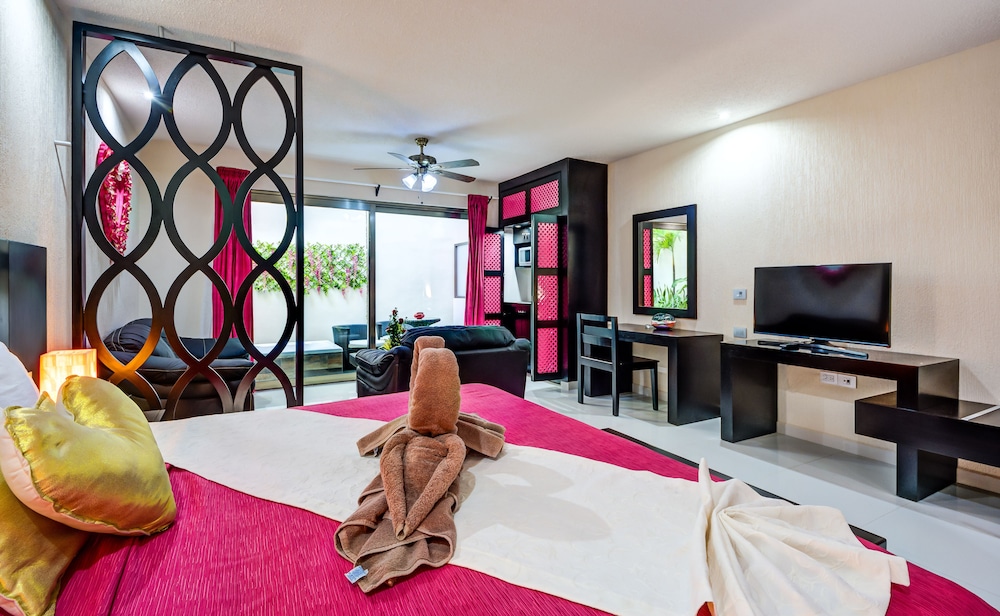 Deluxe Double Room, 1 King Bed, Jetted Tub