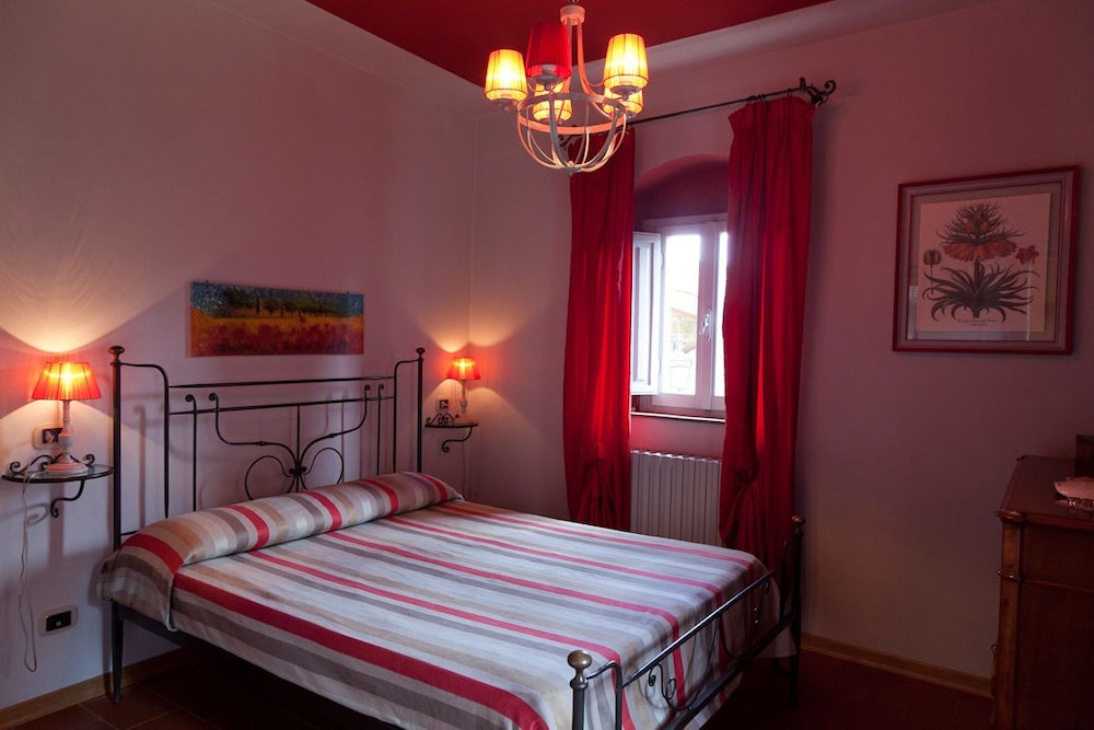 Suite, 2 Bedrooms photo 1