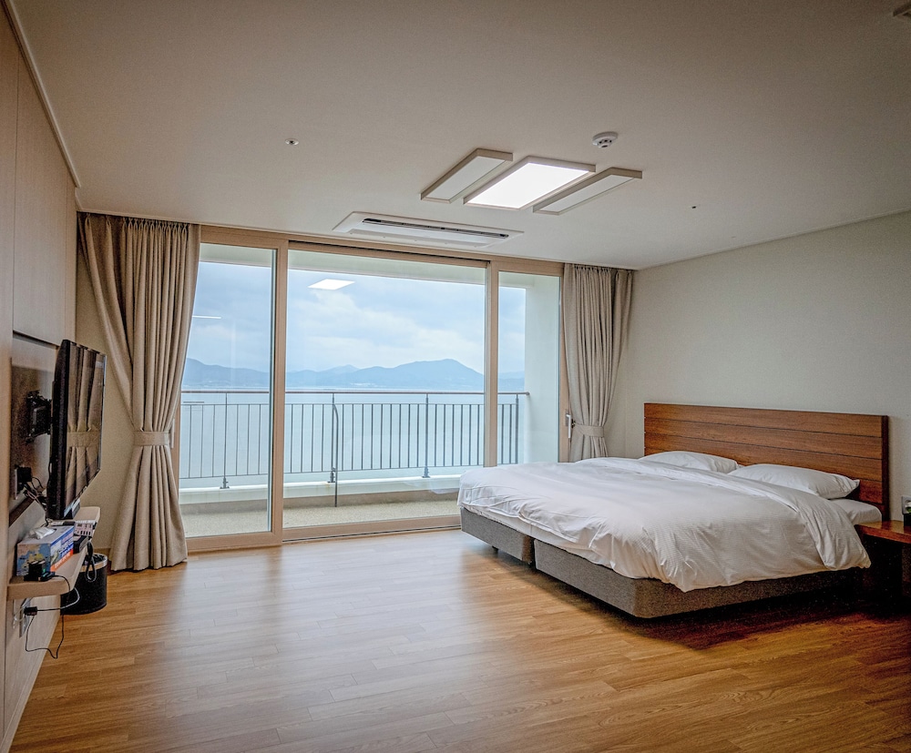 Standard Room (18PY, Cooking Allowed) - Photo 3