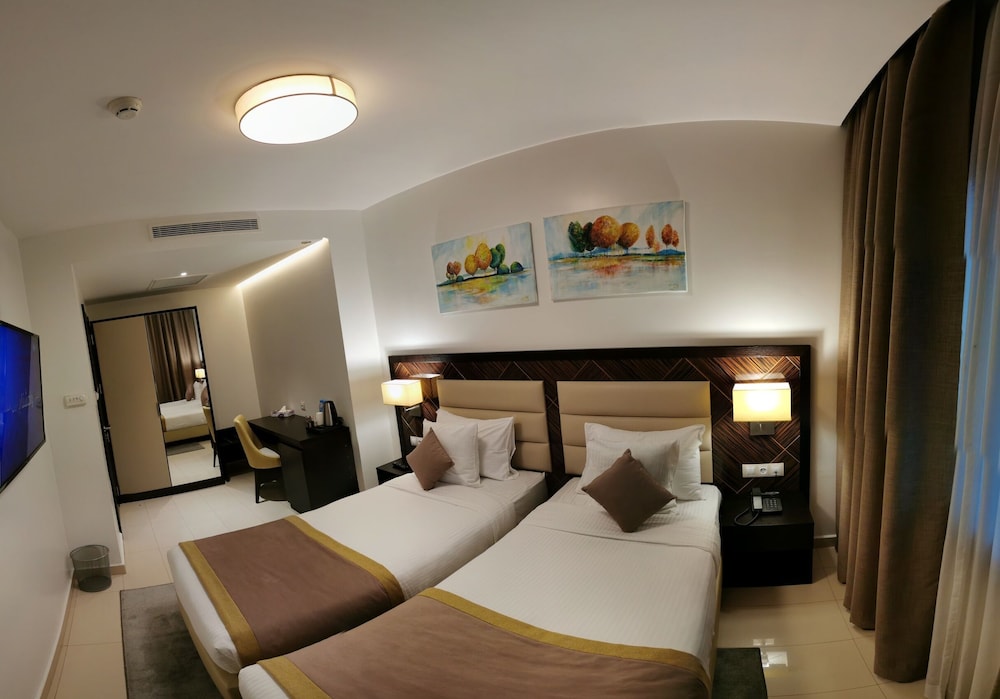 Classic Twin Room - Photo 8