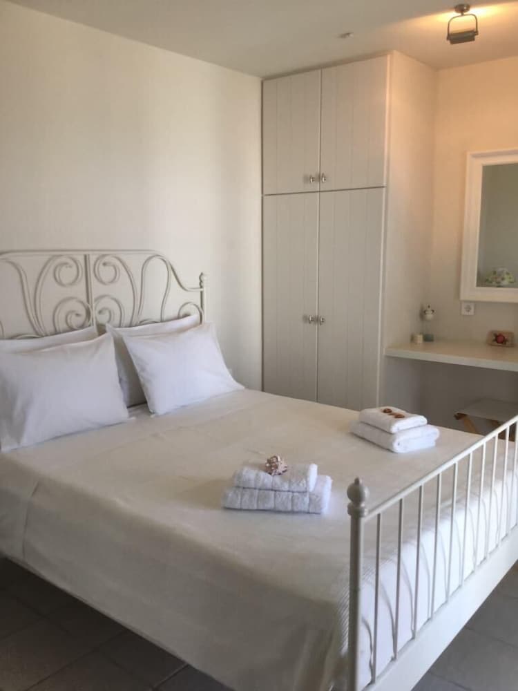 Deluxe Villa, Multiple Beds, Non Smoking