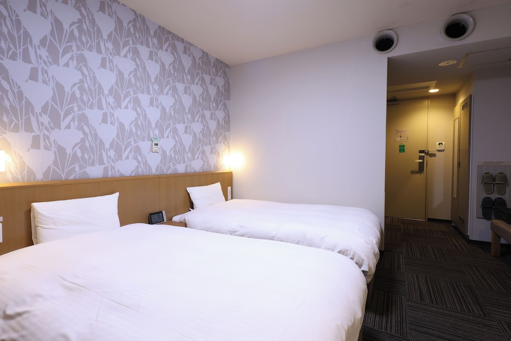 Twin Room, Non Smoking - Photo 5