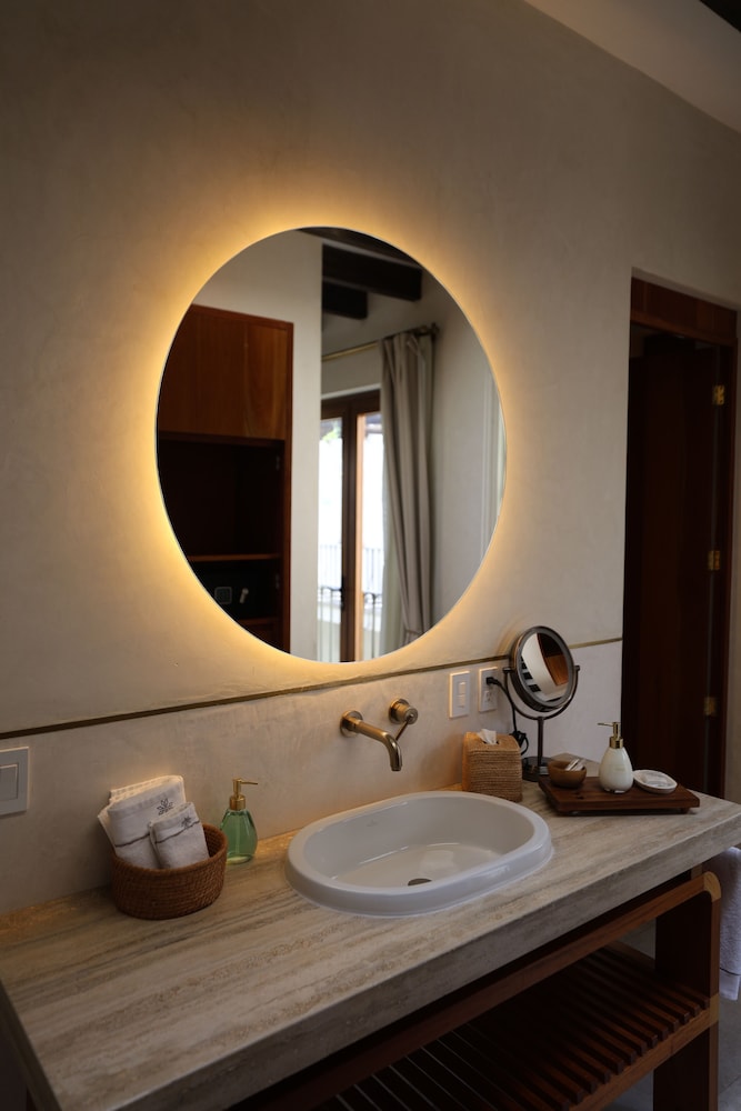 Junior Suite - Photo 12