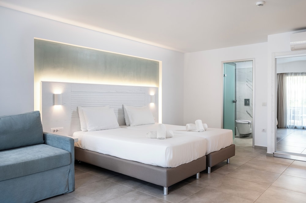 Deluxe Comfort Room with Garden View