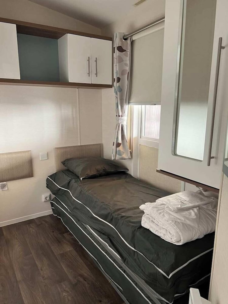 Family Mobile Home photo 3
