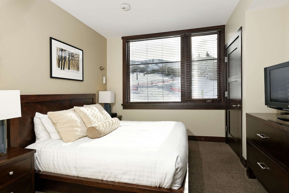 Condo (Hayden Lodge 2201)