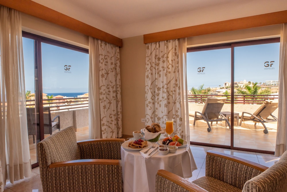 Junior Suite (3 adults) thumbnail 5